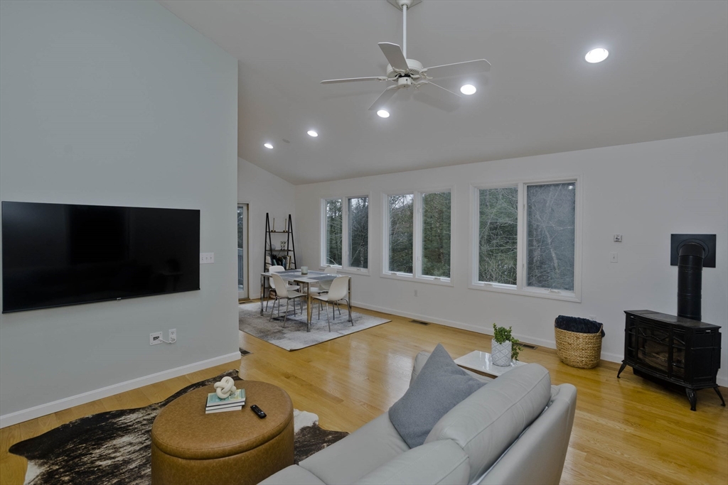 147 Chipman Road Middlefield, MA 01011 - Photo 6 of 42