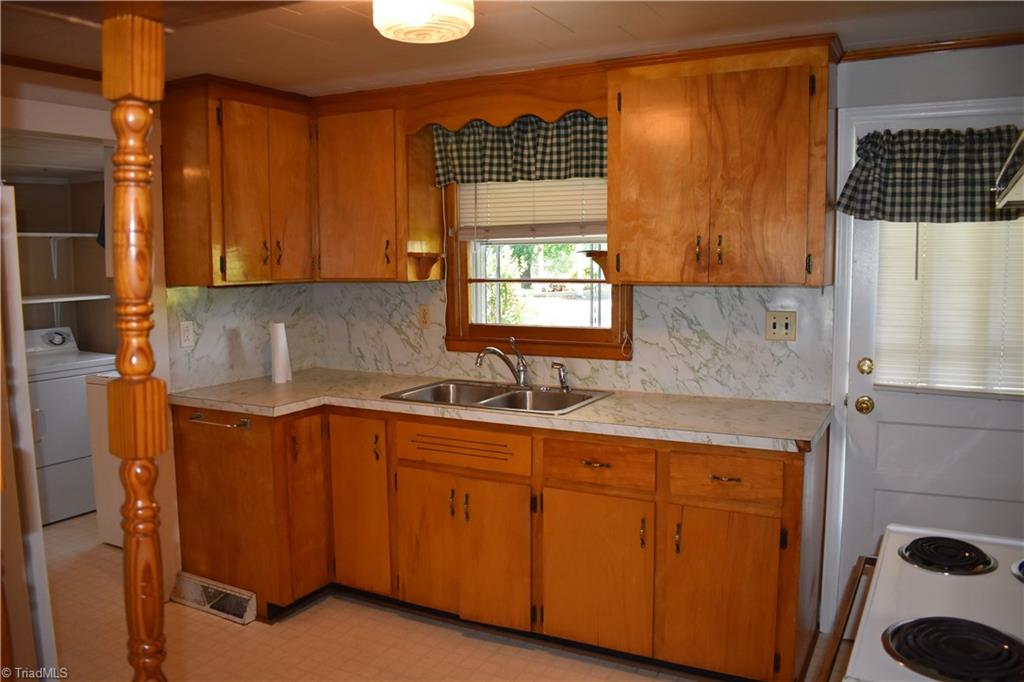 1058 CC Camp Road Elkin, NC 28621 - Photo 18 of 23 Gallery Image 18
