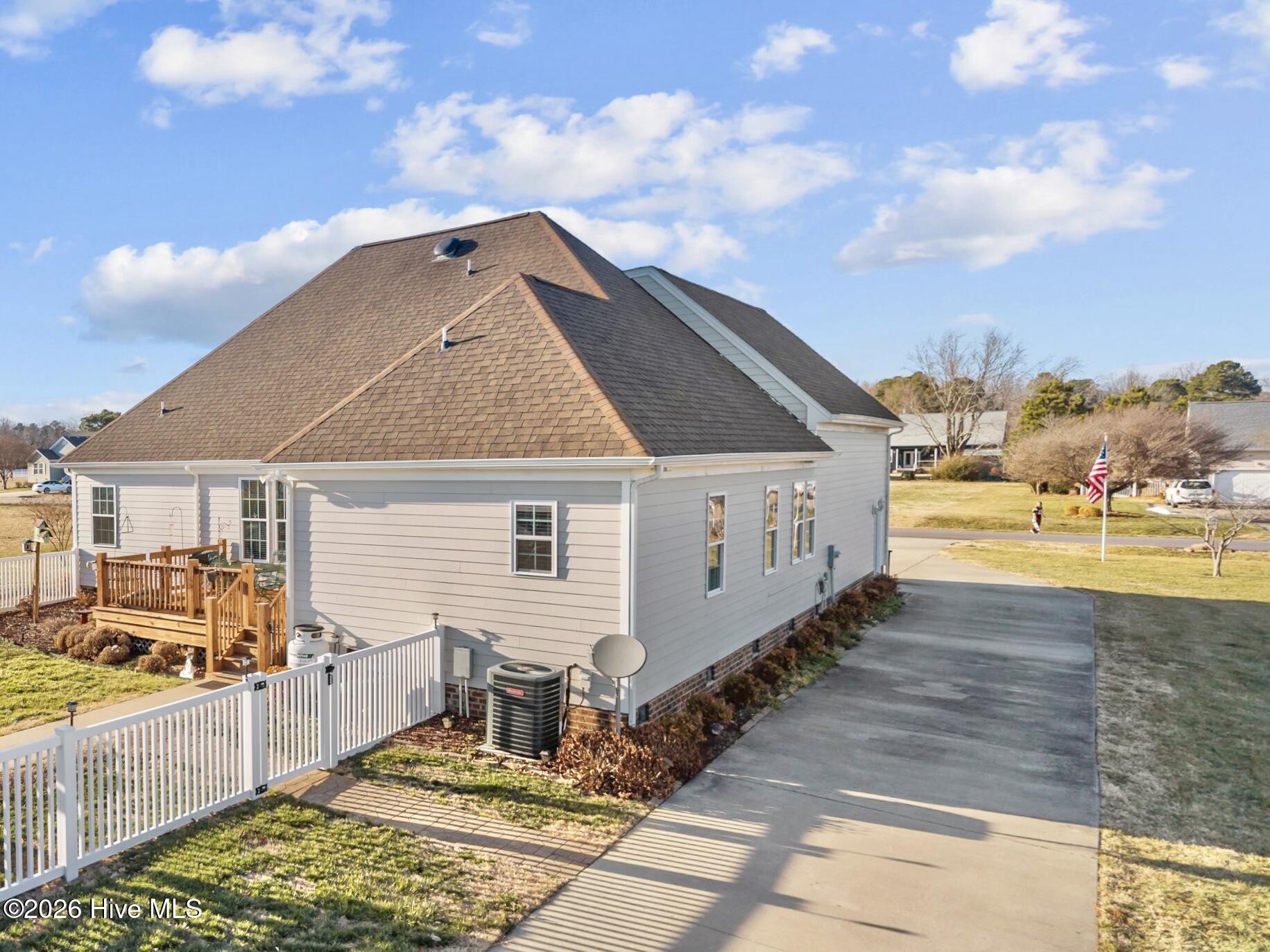 118 Currituck Sound Road Currituck, NC 27929 - Photo 26 of 37 6-web-or-mls-DJI_20260209160825_0537_D
