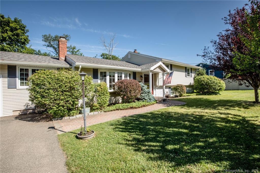 11 Surrey Drive Wallingford, CT 06492 - Photo 1 of 1