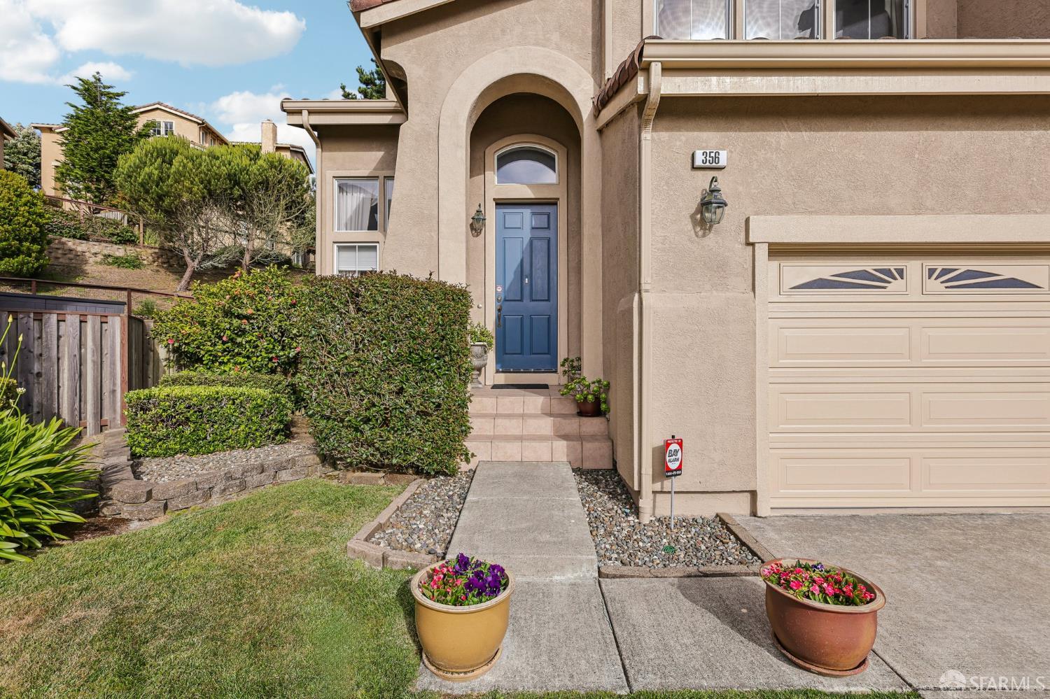 356 View Point Court Pacifica, CA 94044 - Photo 4 of 41