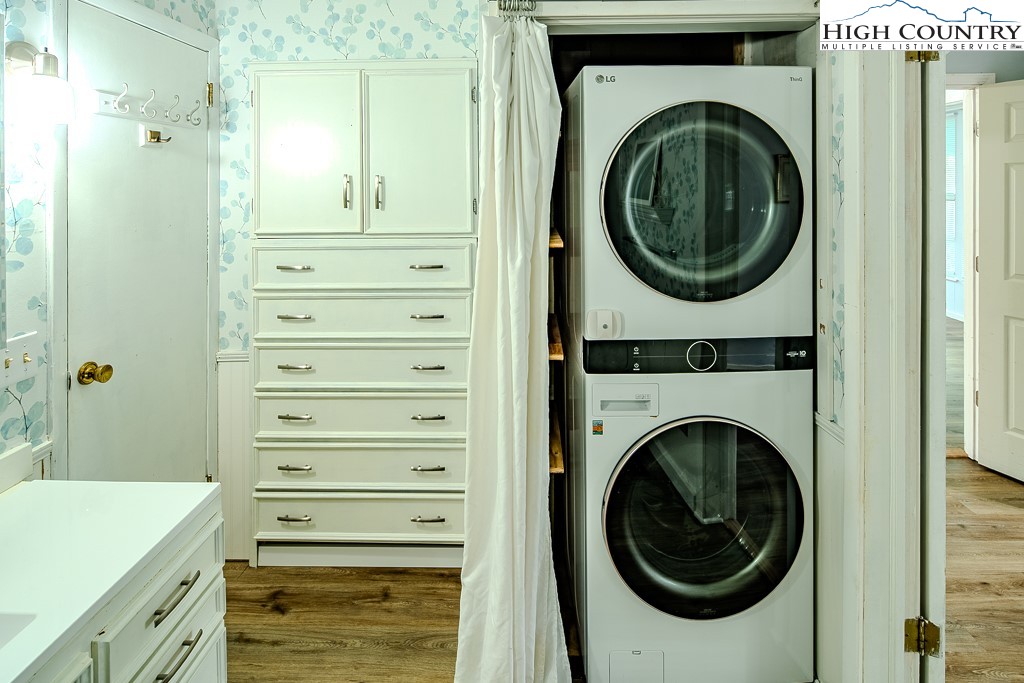 261 Black Pine Road Newland, NC 28657 - Photo 24 of 41 a view of a bedroom with washer and dryer