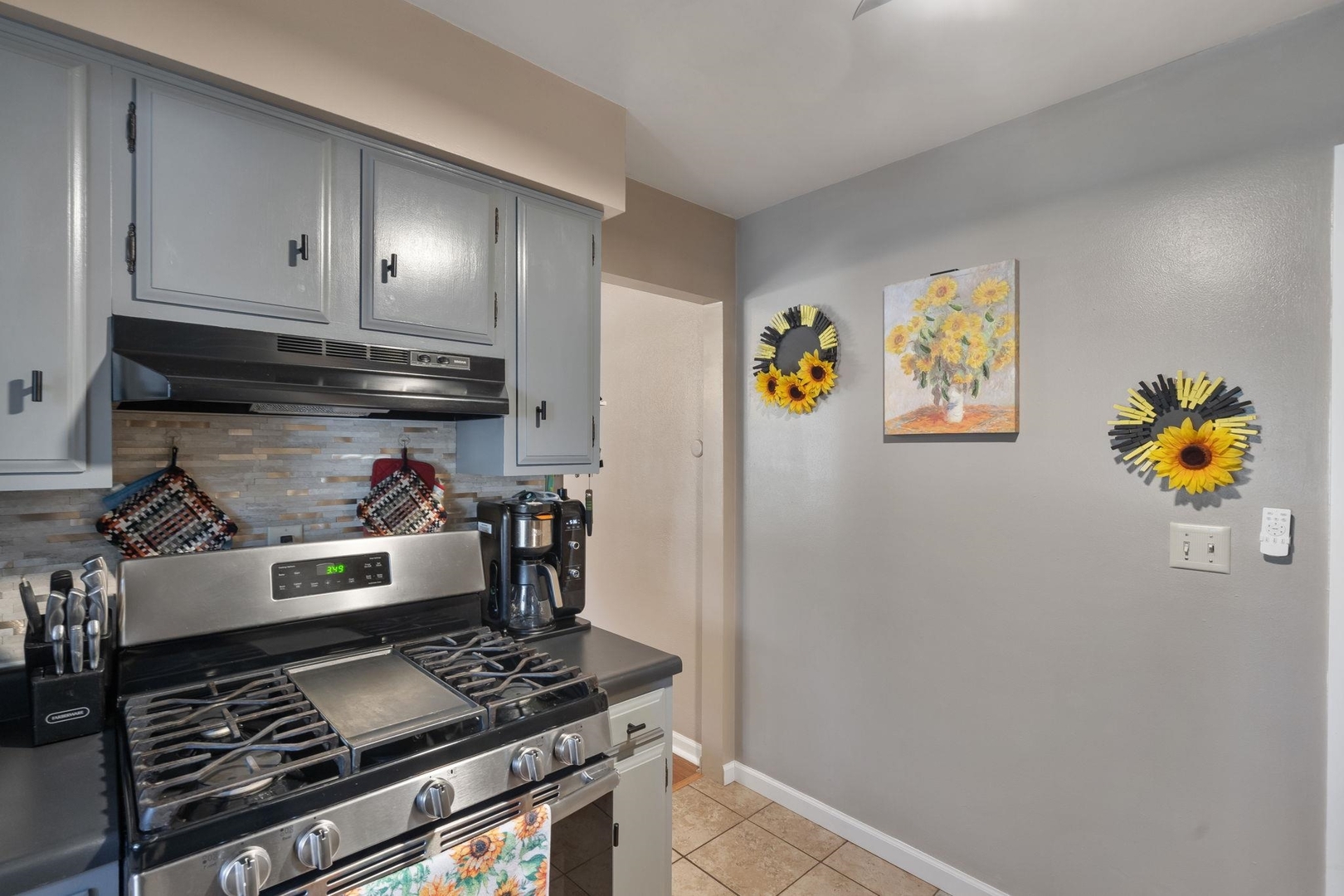 14028 Knoxville Road Milan, IL 61264 - Photo 12 of 44