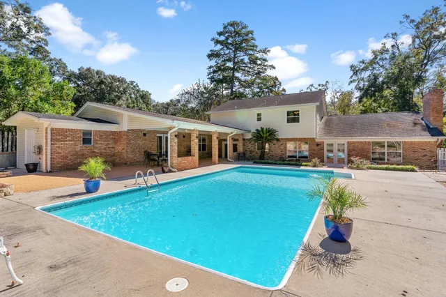 $799,900 | 2510 Armistead Road, Tallahassee, FL 32308