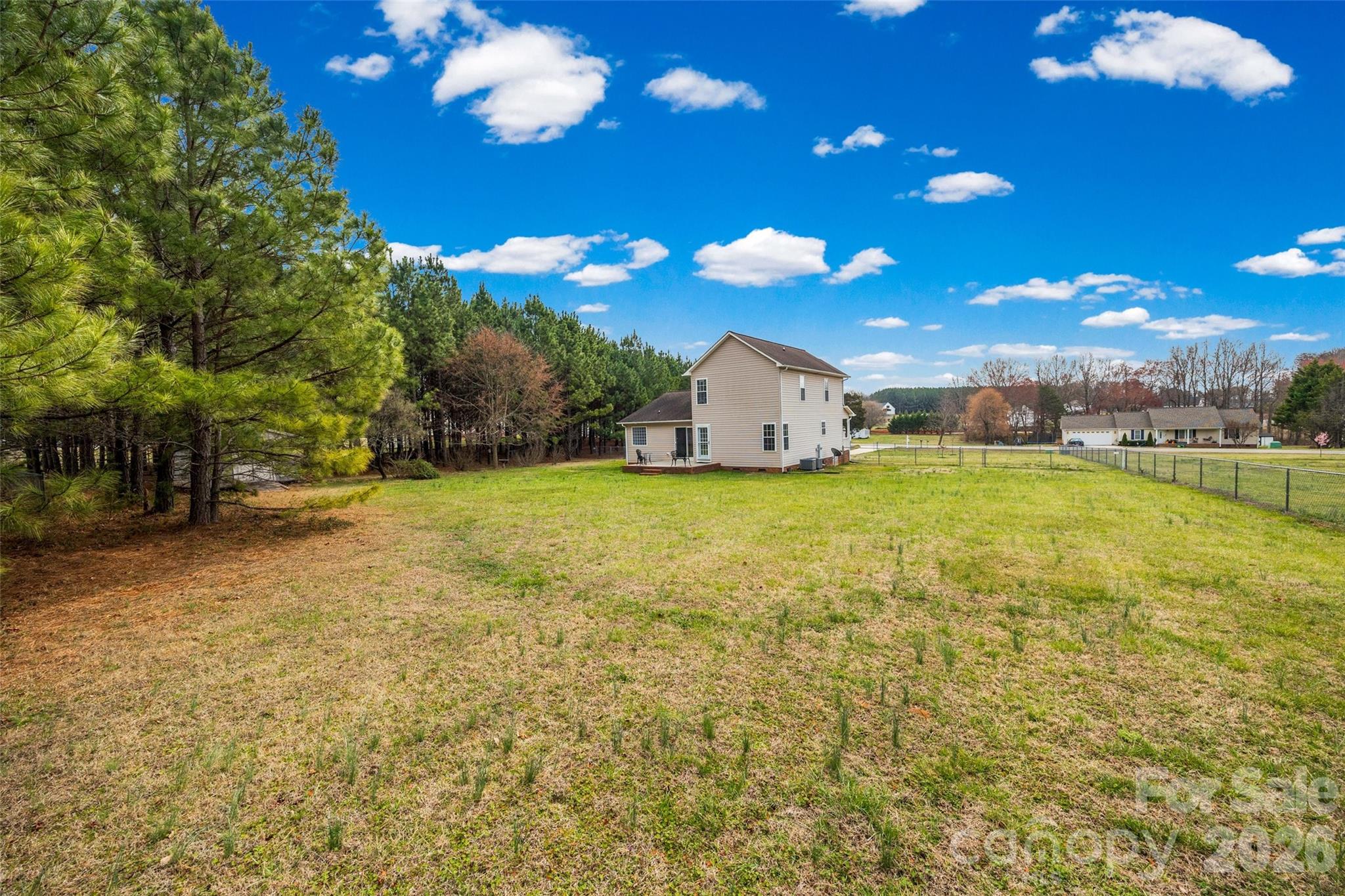 4660 Garys Place Crouse, NC 28033 - Photo 3 of 32 a view of a indoor basketball court