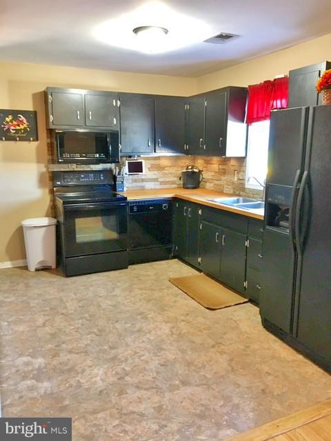 5685 Mountville Road Adamstown, MD 21710 - Photo 5 of 26 Kitchen