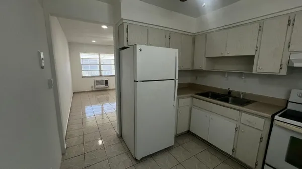 $1,650 | 13 Northeast 2nd Avenue, Unit 201, Dania Beach, FL 33004