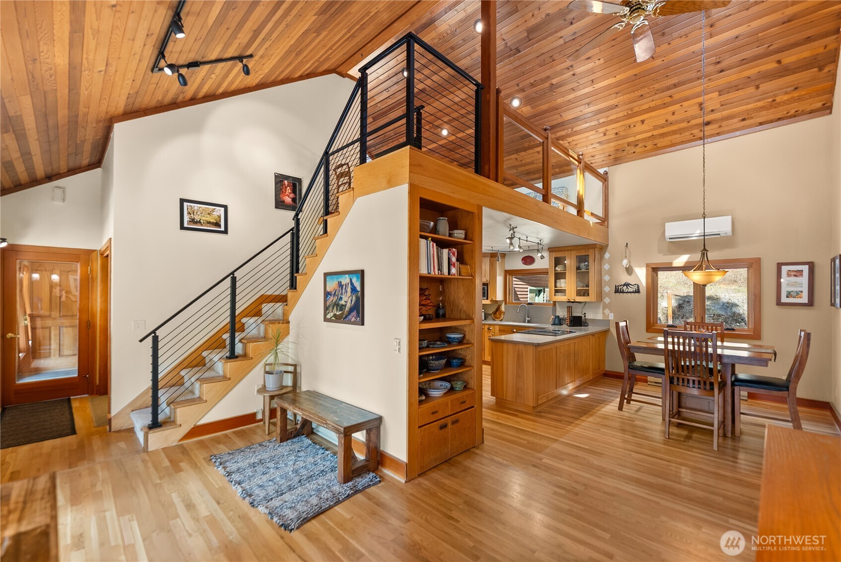 2 Trillium Road Winthrop, WA 98862 - Photo 7 of 40 a view of a livingroom with furniture and hardwood floor