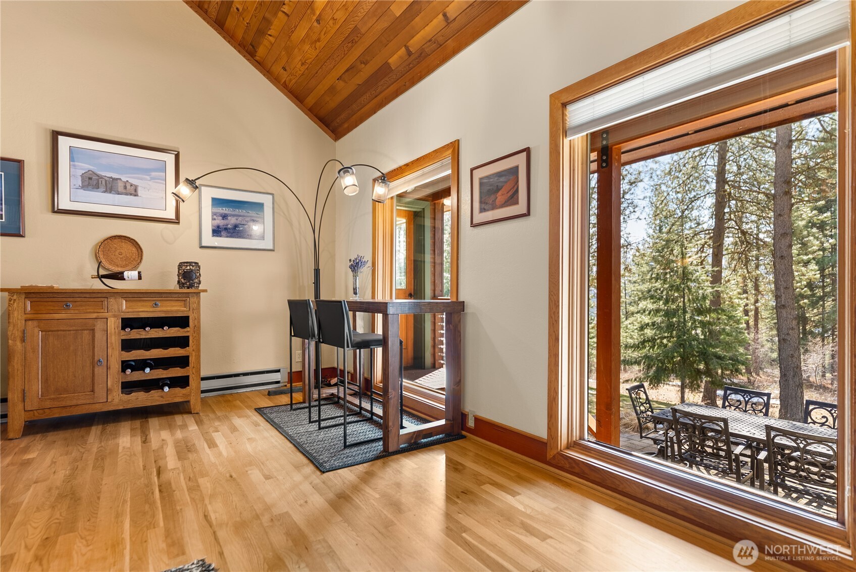 2 Trillium Road Winthrop, WA 98862 - Photo 8 of 40 a view of a livingroom with furniture and windows