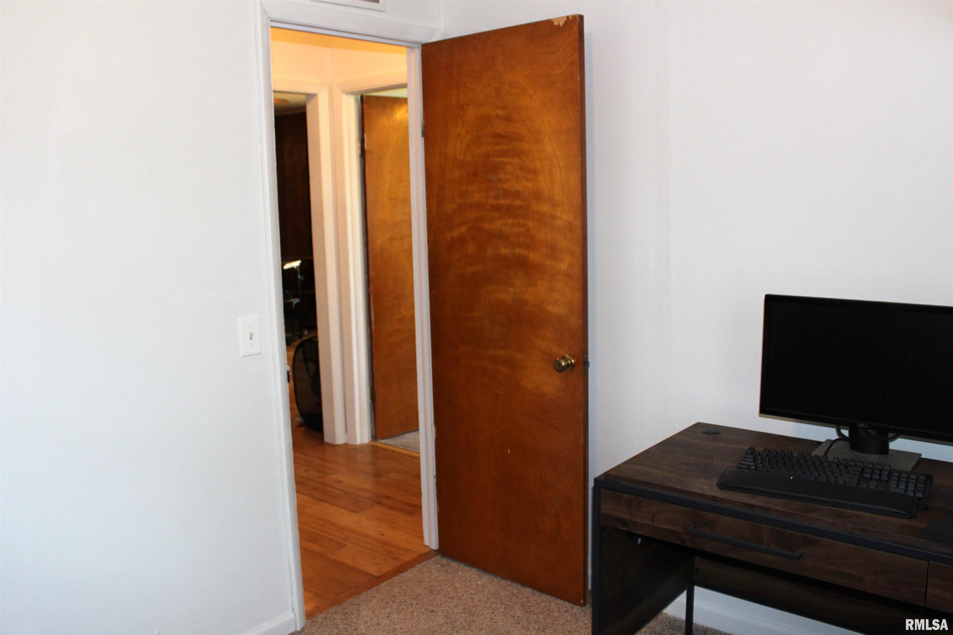 576 Dempsey Street Creve Coeur, IL 61610 - Photo 15 of 18