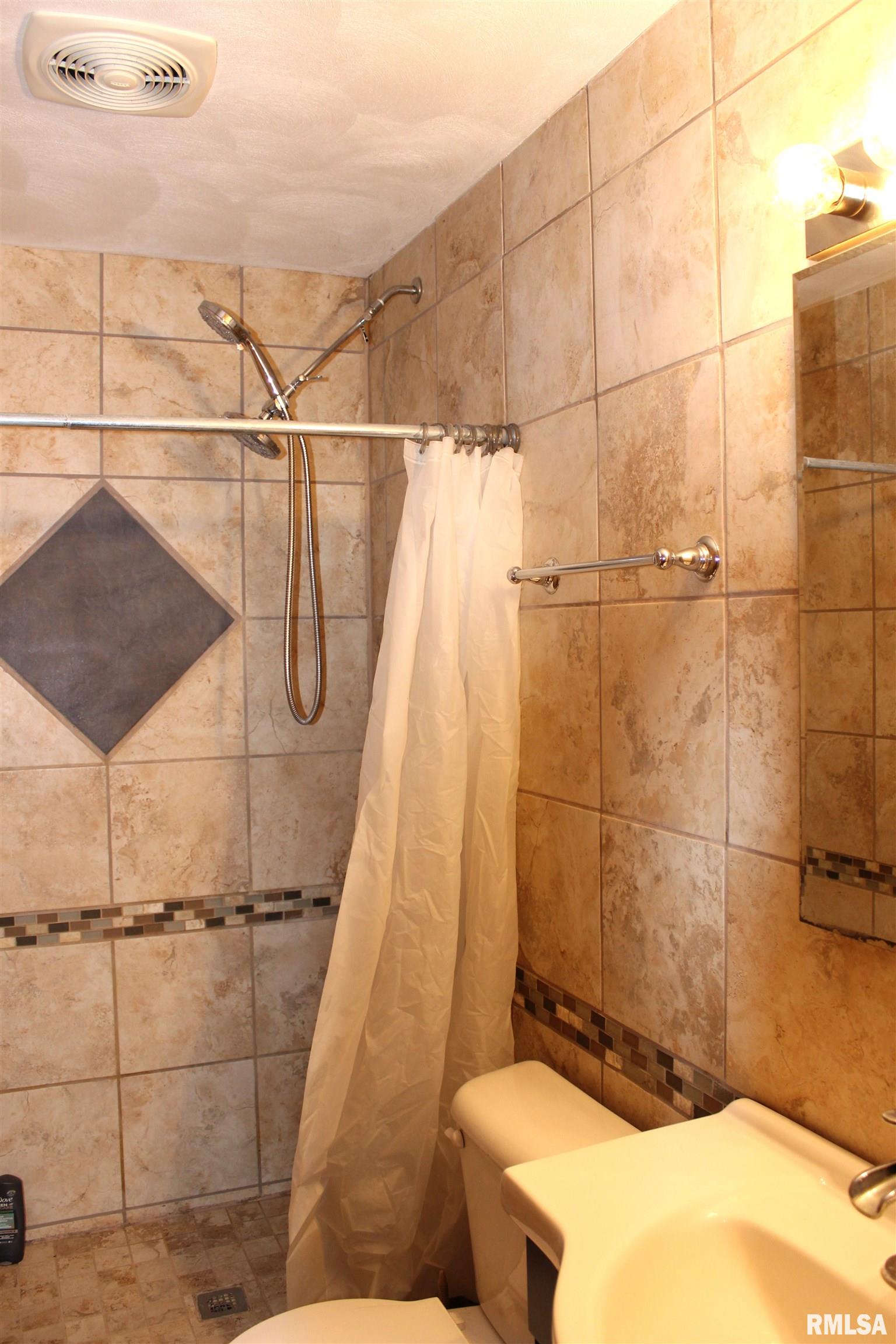 576 Dempsey Street Creve Coeur, IL 61610 - Photo 16 of 18