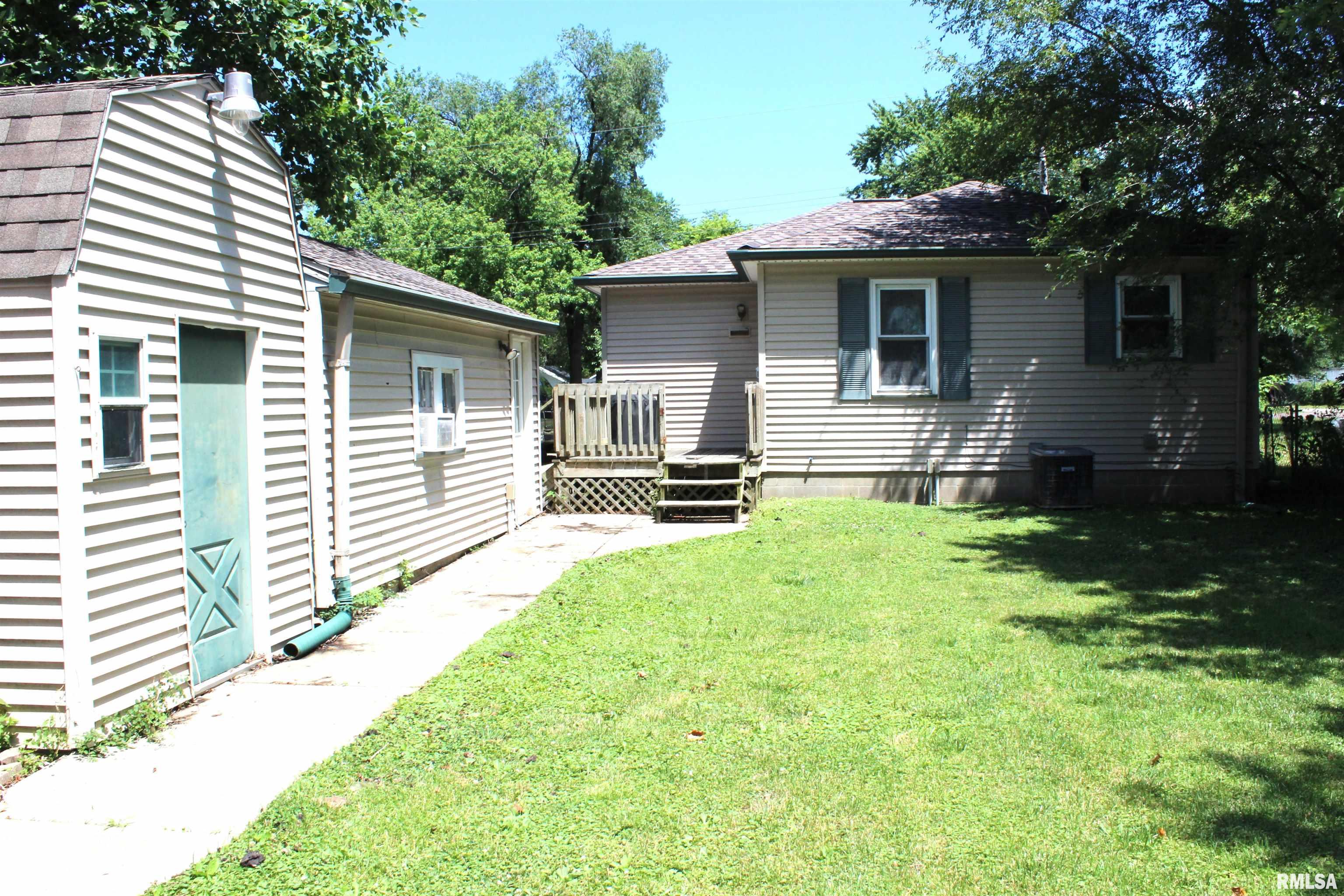 576 Dempsey Street Creve Coeur, IL 61610 - Photo 3 of 18