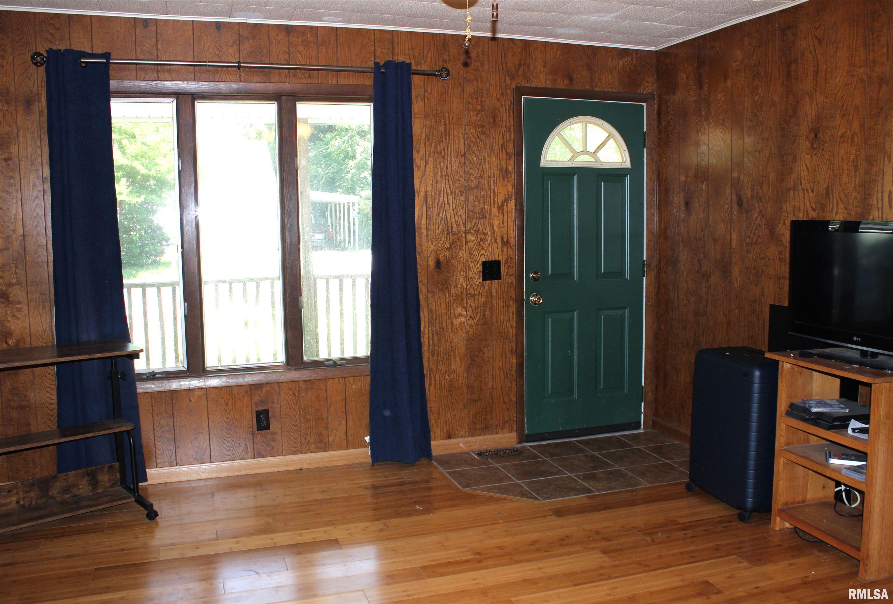 576 Dempsey Street Creve Coeur, IL 61610 - Photo 6 of 18