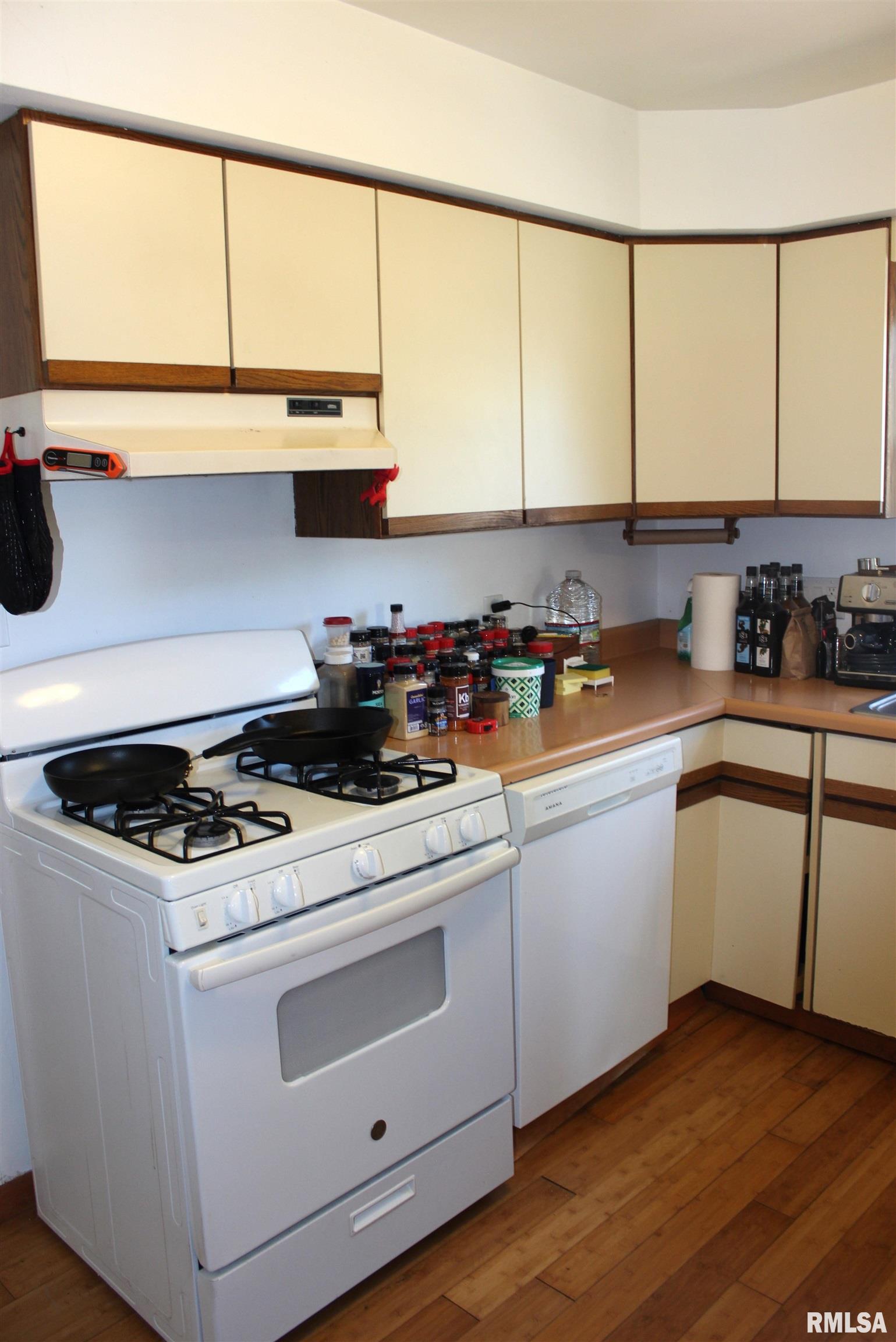 576 Dempsey Street Creve Coeur, IL 61610 - Photo 9 of 18