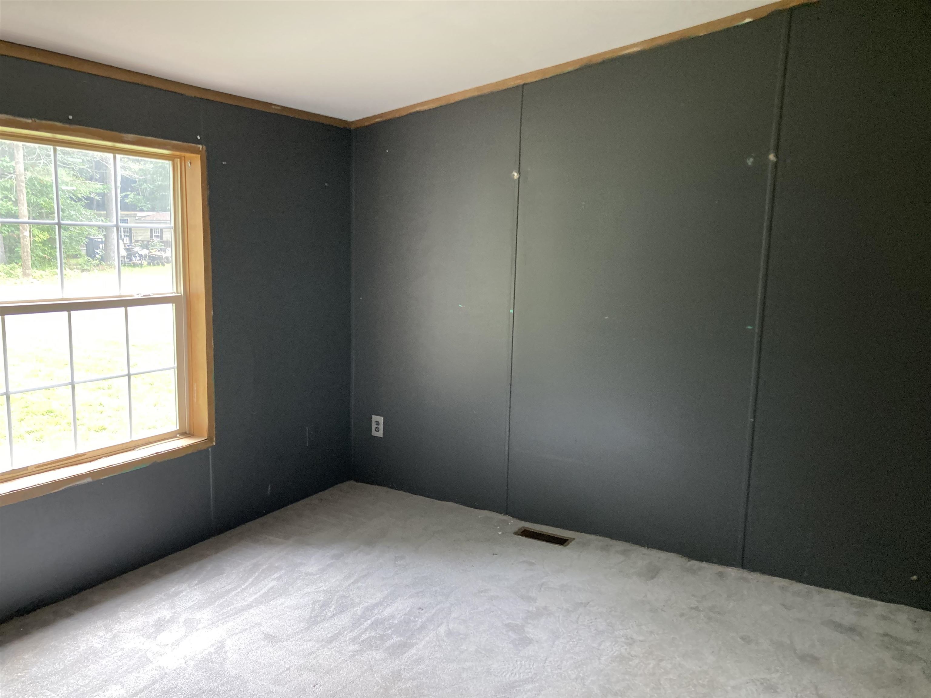6 Martin Road Deering, NH 03244 - Photo 3 of 8