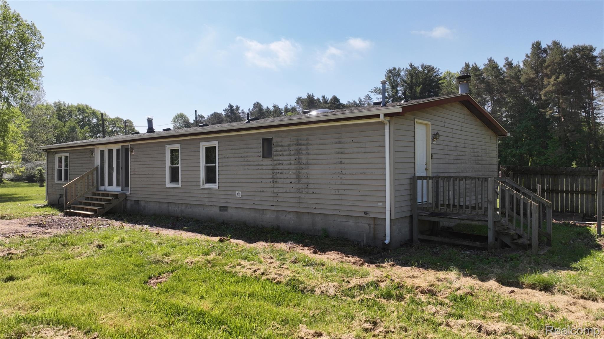 10028 McAfee Road Montrose, MI 48457 - Photo 6 of 46 10028 McAffee Rd (7).JPG