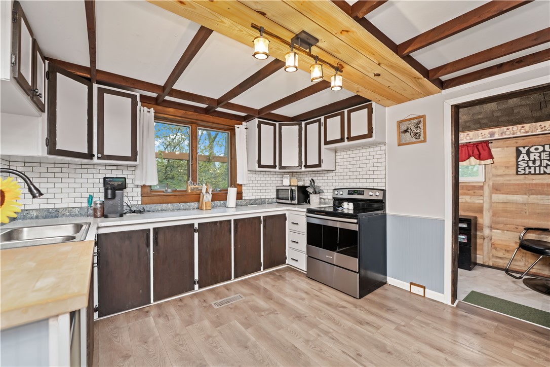 14404 Lime Kiln Road Barre, NY 14411 - Photo 17 of 40 Kitchen