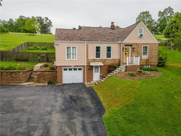 $339,900 | 2982 Highway 136, Bentleyville, PA 15314