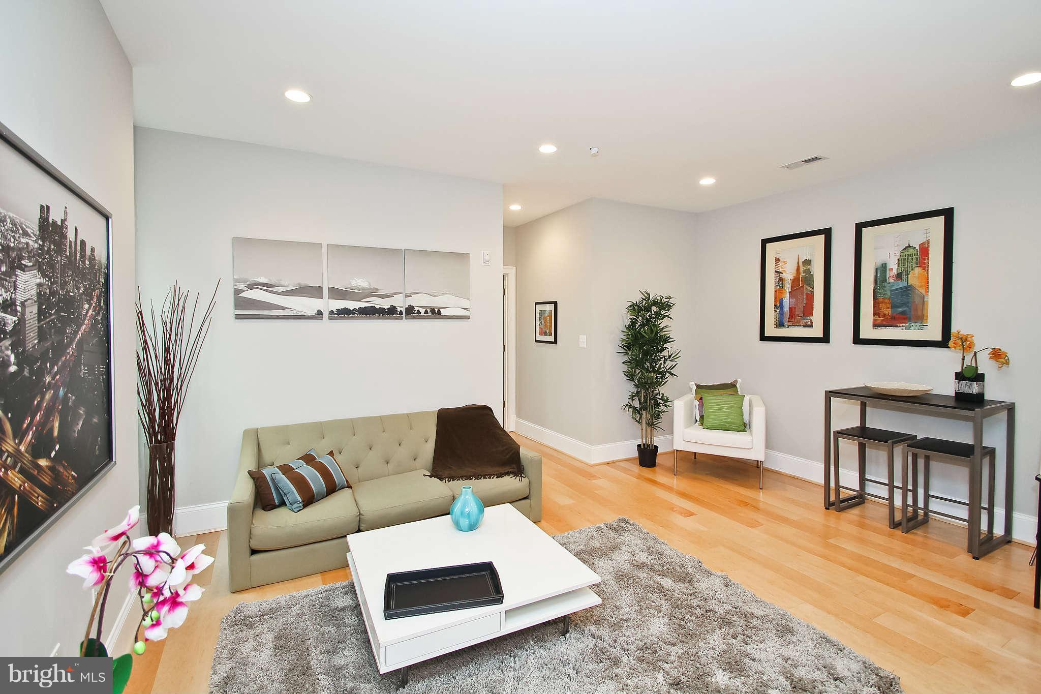 3937 Davis Place Northwest, Unit 7 Washington, DC 20007 - Photo 21 of 25 Living Room