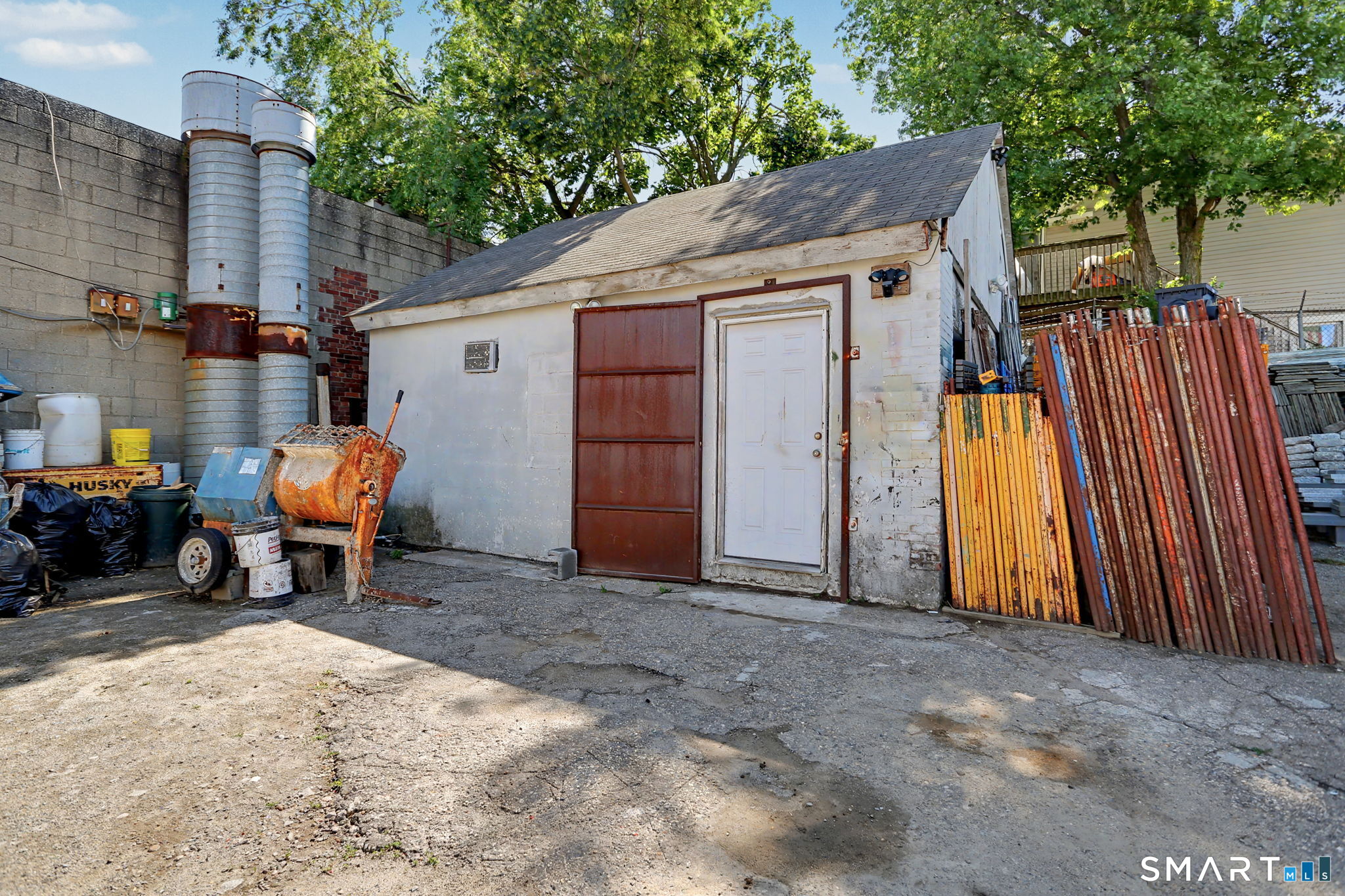 178 Linen Avenue Bridgeport, CT 06604 - Photo 20 of 29
