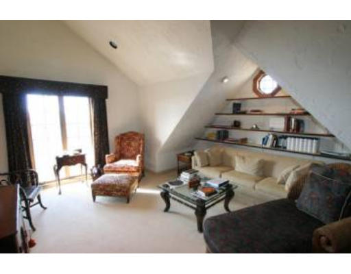 1 Roundy's Hill Marblehead, MA 01945 - Photo 12 of 25