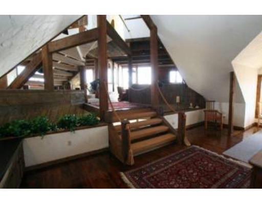 1 Roundy's Hill Marblehead, MA 01945 - Photo 15 of 25