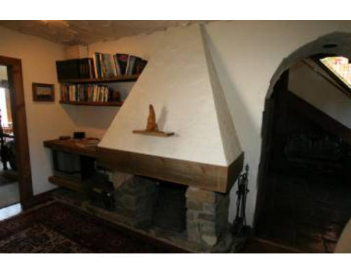 1 Roundy's Hill Marblehead, MA 01945 - Photo 8 of 25