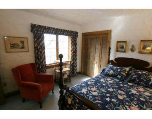 1 Roundy's Hill Marblehead, MA 01945 - Photo 9 of 25