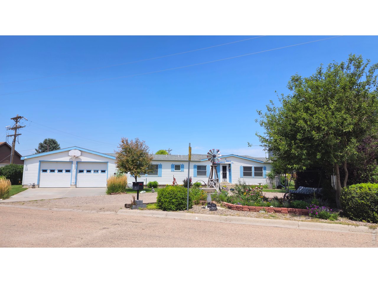81 Main Street Stratton, CO 80836 - Photo 1 of 32 Front