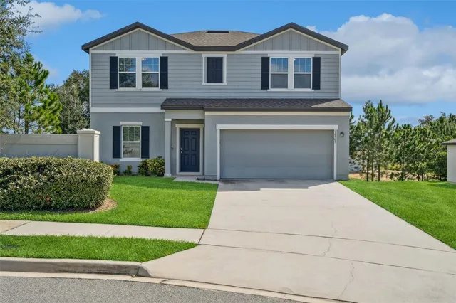 $2,400 | 16505 Cherry Landing Drive, Groveland, FL 34736