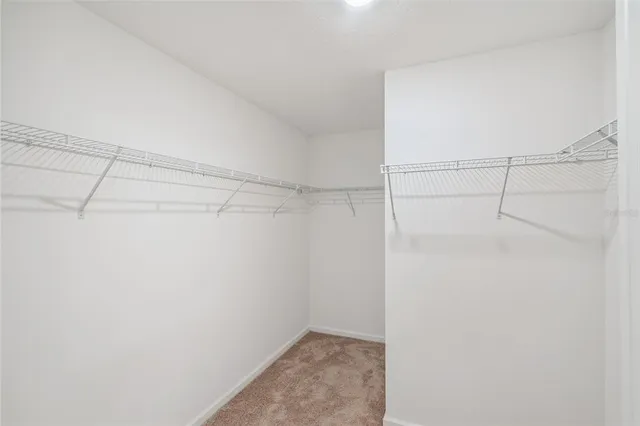 $2,400 | 16505 Cherry Landing Drive, Groveland, FL 34736