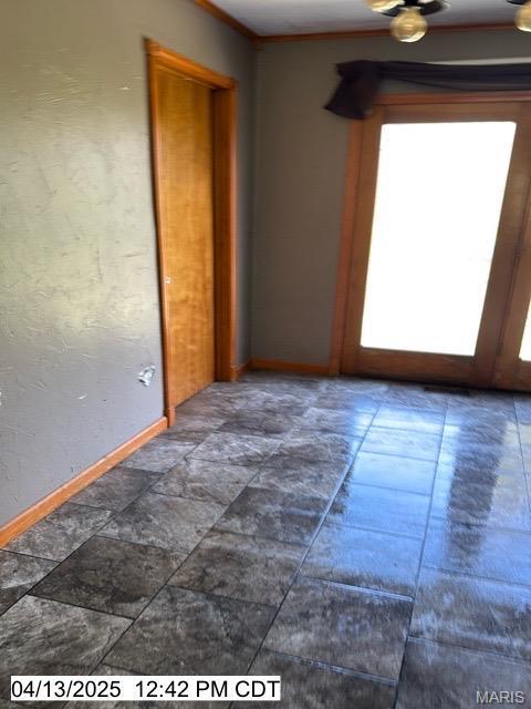 710 Ridgeway Street Hillsboro, IL 62049 - Photo 2 of 10 Gallery Image 2