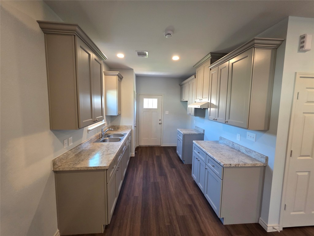 3407 Webster Street Houston, TX 77004 - Photo 4 of 10 Kitchen- sale includes a new stove and refrigerator,