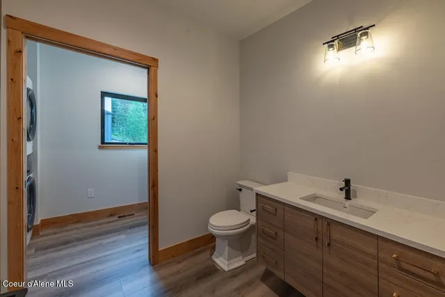 $945,000 | 74 Wedge Court, Priest Lake, ID 83856