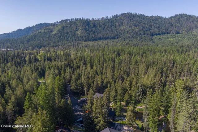 $945,000 | 74 Wedge Court, Priest Lake, ID 83856