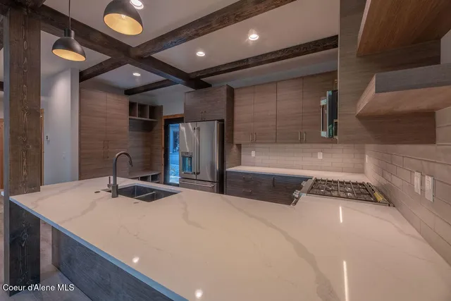 $945,000 | 74 Wedge Court, Priest Lake, ID 83856