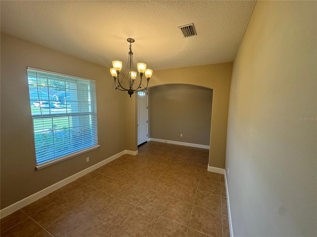 33844 Emerald Pond Loop Leesburg, FL 34788 - Photo 3 of 20