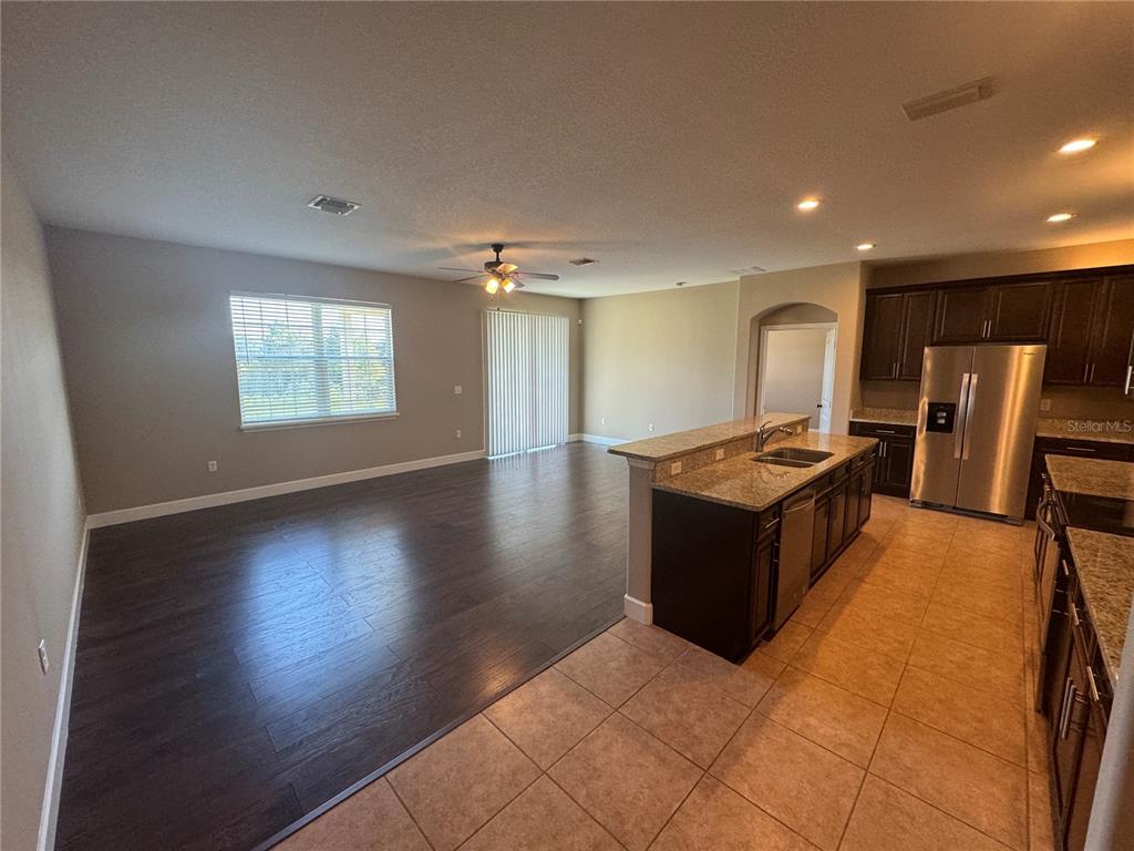 33844 Emerald Pond Loop Leesburg, FL 34788 - Photo 7 of 20