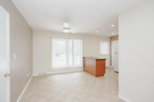 $375,000 | 753 Patton Drive, Buffalo Grove, IL 60089