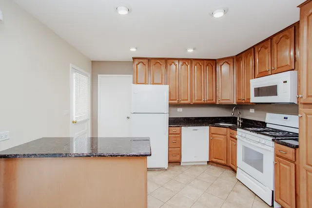 $375,000 | 753 Patton Drive, Buffalo Grove, IL 60089