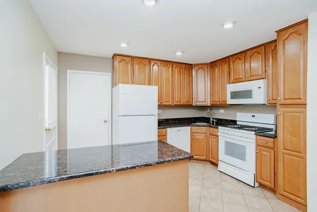 $375,000 | 753 Patton Drive, Buffalo Grove, IL 60089