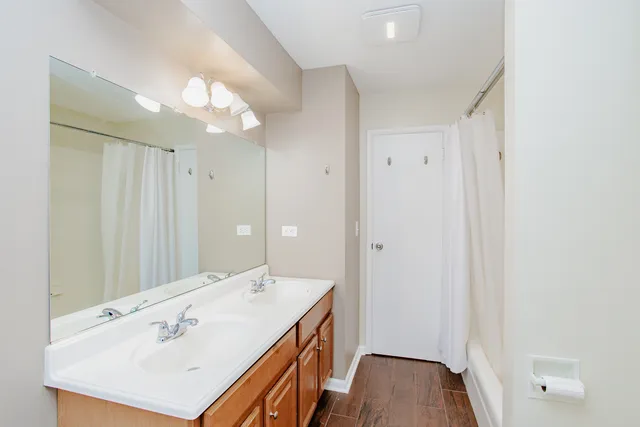 $375,000 | 753 Patton Drive, Buffalo Grove, IL 60089