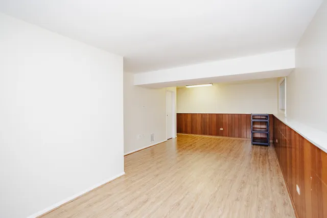 $375,000 | 753 Patton Drive, Buffalo Grove, IL 60089