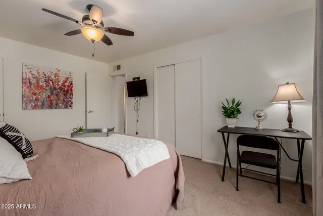 $2,500 | 811 East Eugie Avenue, Phoenix, AZ 85022