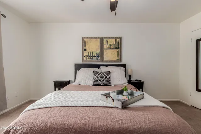 $2,500 | 811 East Eugie Avenue, Phoenix, AZ 85022