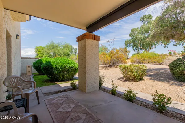 $2,500 | 811 East Eugie Avenue, Phoenix, AZ 85022