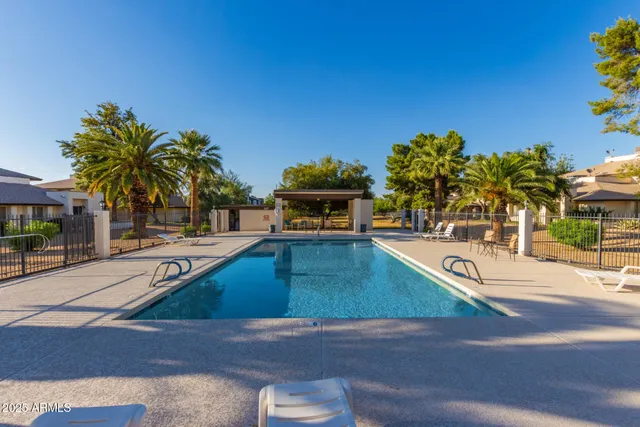 $2,500 | 811 East Eugie Avenue, Phoenix, AZ 85022