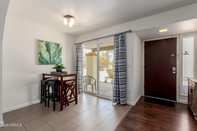 $2,500 | 811 East Eugie Avenue, Phoenix, AZ 85022