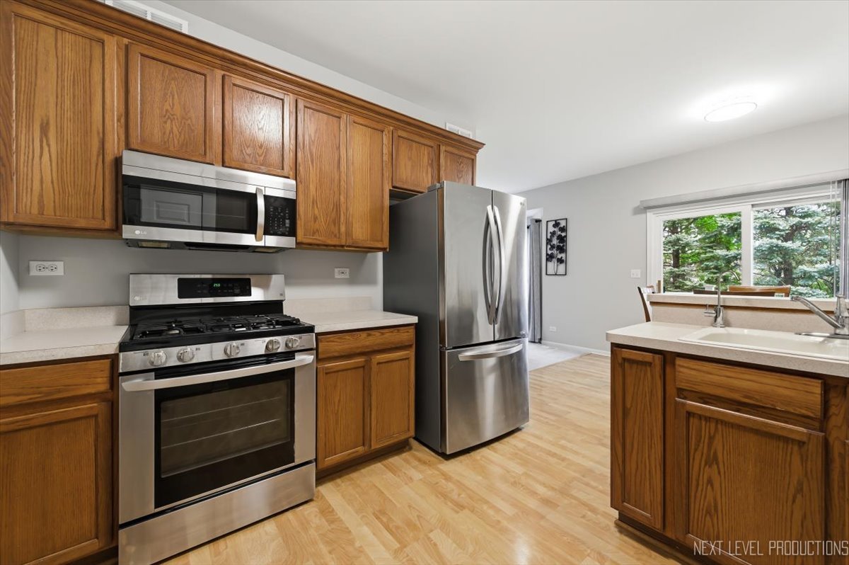 357 Ridge Road North Aurora, IL 60542 - Photo 12 of 31