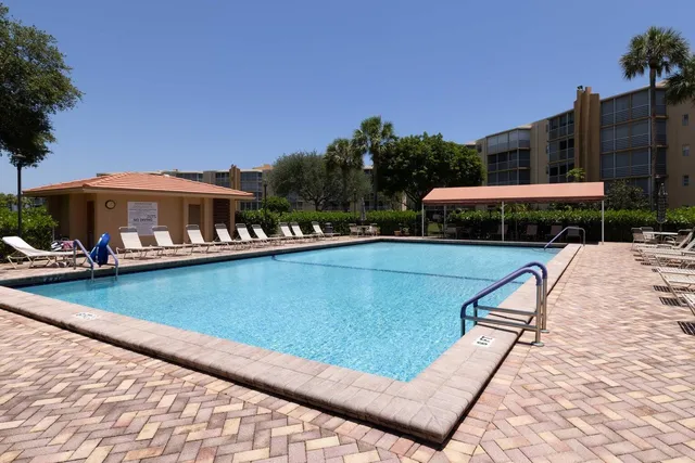 $3,000 | 5301 Northwest 2nd Avenue, Unit 308, Boca Raton, FL 33487